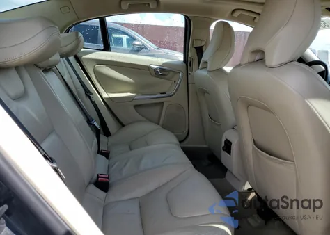 2012 Volvo S60 T5 z USA, uszkodzony, nr VIN YV1622FS8C2036191